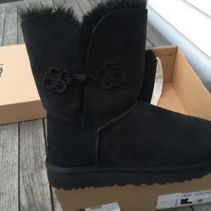 UGG Mariko Black Boot 9 NWT